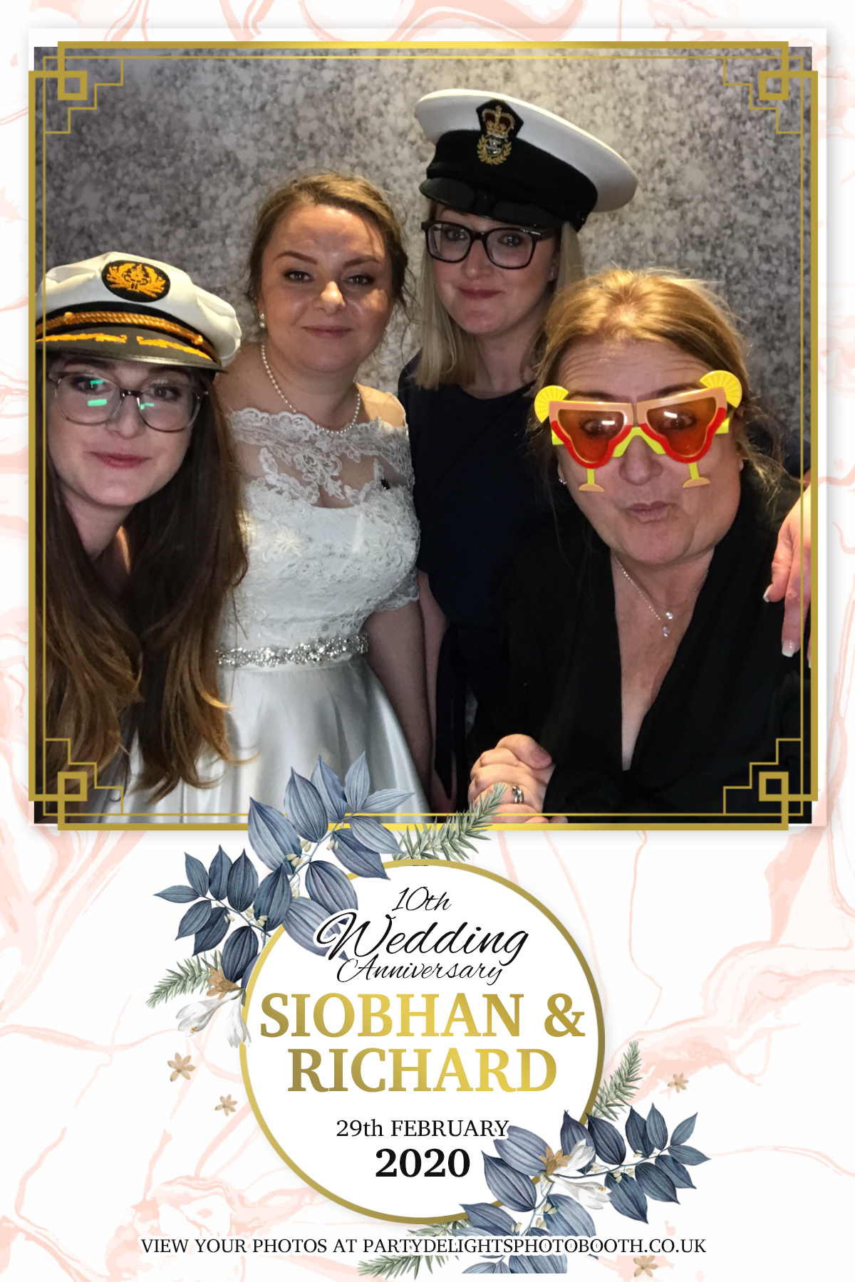 Siobhan and Richards Vow renewal  | View more photos from the event at gallery.partydelightsphotobooth.co.uk/u/PartyDelightsPhotoBooth/Siobhan-and-Richards-Vow-renewal